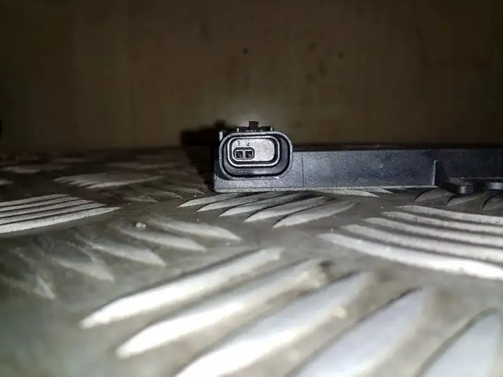 (2012 - 2016) 6G9115K603KB Антенна бесключевого доступа — фото 2