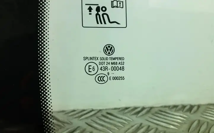 Volkswagen Golf Plus (2008 - 2014) 43R Форточка двери — фото 2