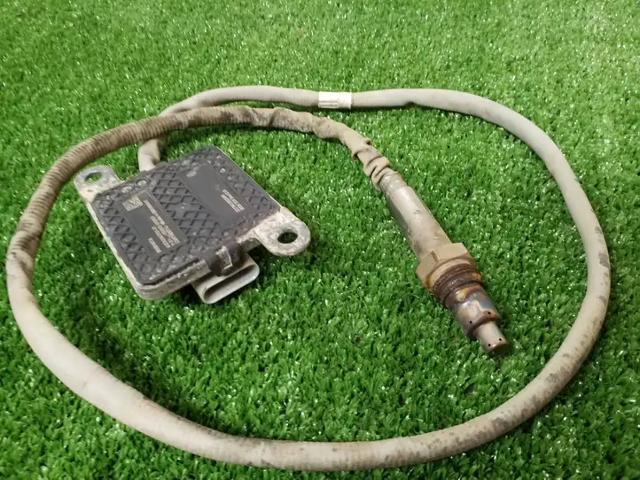 Opel Vivaro (2019 - ) 227908539R Лямбда-зонд — фото 2