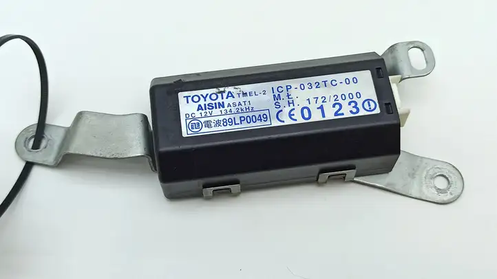 Lexus LS 430 (2000 - 2003) 8999150020 Блок бесключевого доступа — фото 1