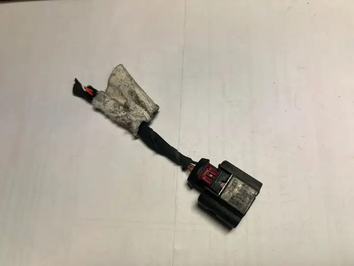 Audi A4 S4 B8 8K (2007 - 2011) 8K0973703G Прочая электропроводка — фото 1