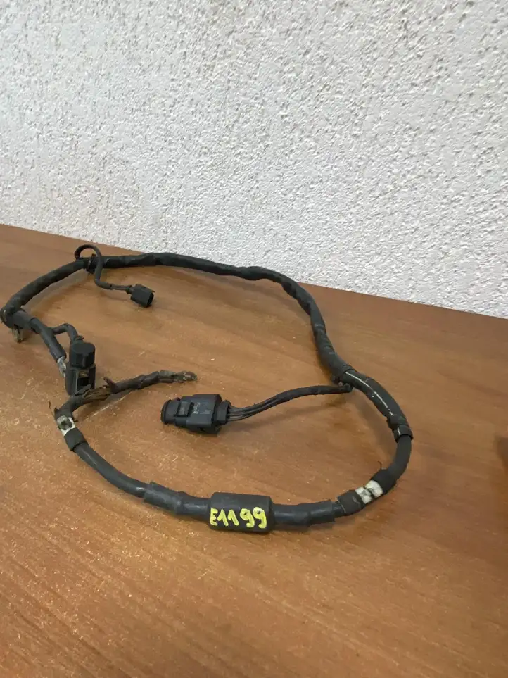 Volkswagen PASSAT B6 (2005 - 2010) 1J0973704 Прочая электропроводка — фото 4
