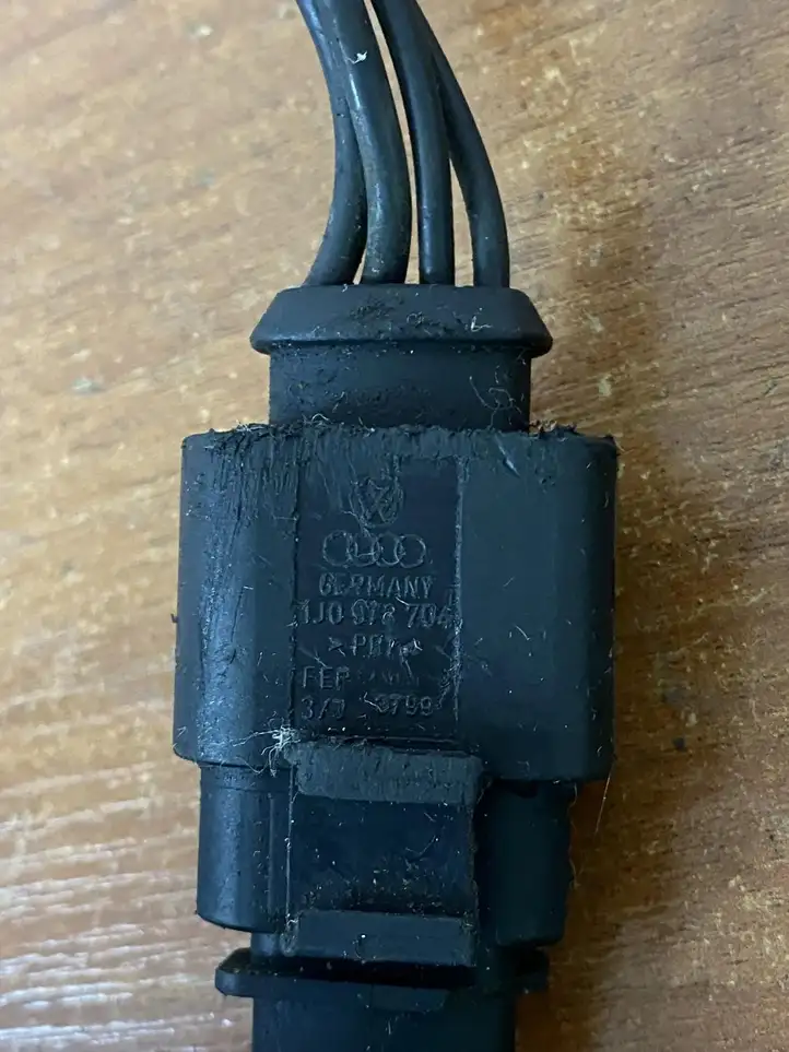 Volkswagen PASSAT B6 (2005 - 2010) 1J0973704 Прочая электропроводка — фото 7