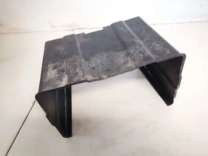 Honda Civic (2006 - 2011)   Ящик аккумулятора