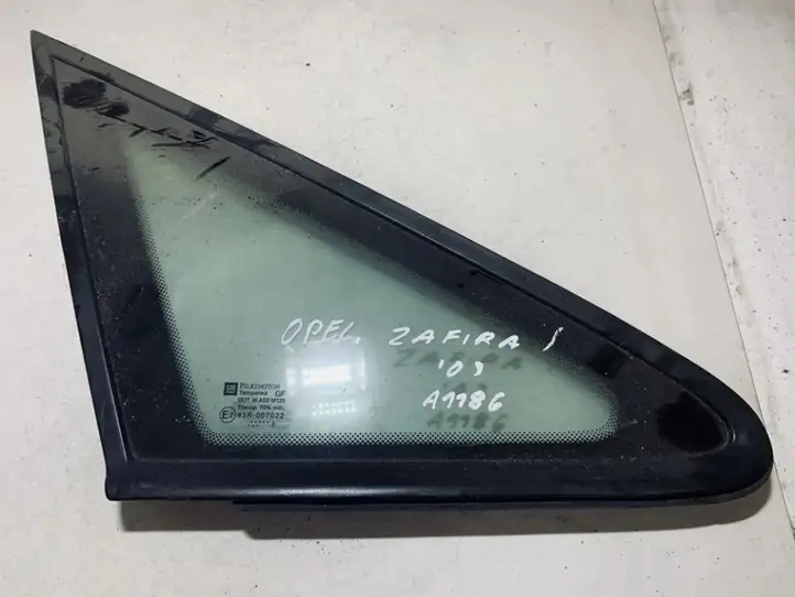 Opel Zafira A (1999 - 2003) Треугольное стекло кузова — фото 1