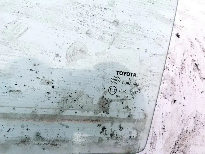 Toyota Verso (2009 - 2012) Стекло задней двери — фото 3