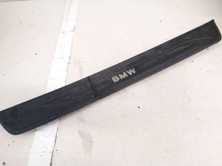 51477203602 BMW 5 GT F07 Priekinio slenksčio apdaila (vidinė)