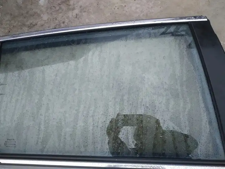 Toyota Avensis T270 (2012 - 2015) Стекло задней двери — фото 2