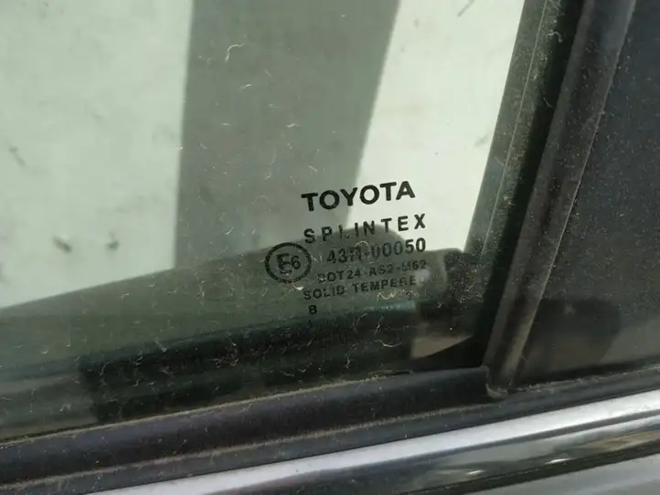 Toyota Avensis T250 (2003 - 2006) Стекло передней двери — фото 2