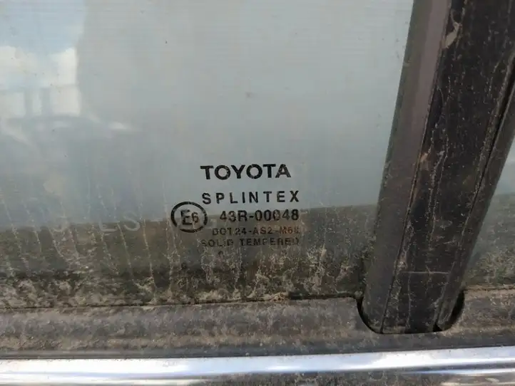 Toyota Avensis T250 (2006 - 2009) Стекло задней двери — фото 2