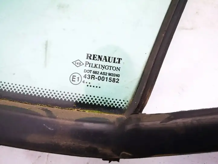 Renault Modus (2004 - 2007) Форточка двери — фото 2