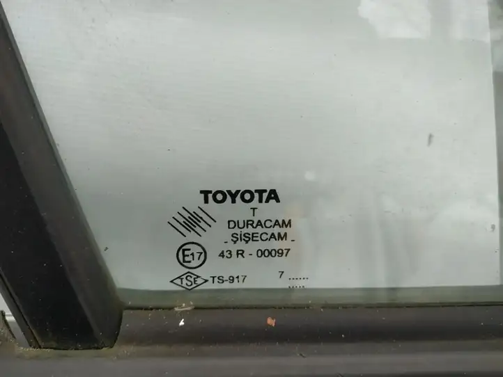 Toyota Corolla Verso AR10 (2004 - 2009) Форточка двери — фото 2
