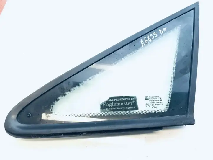 Opel Zafira A (1999 - 2003) Треугольное стекло кузова — фото 1