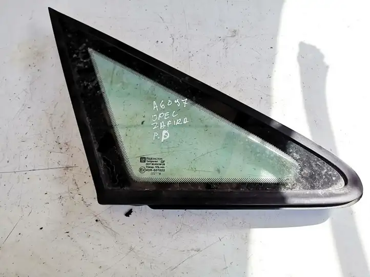 Opel Zafira A (1999 - 2003) 004367917 Треугольное стекло кузова — фото 1