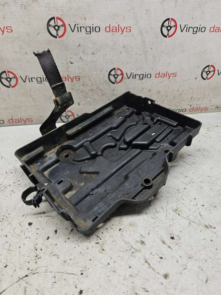 51827907 Fiat Doblo Akumuliatoriaus tvirtinimo padas