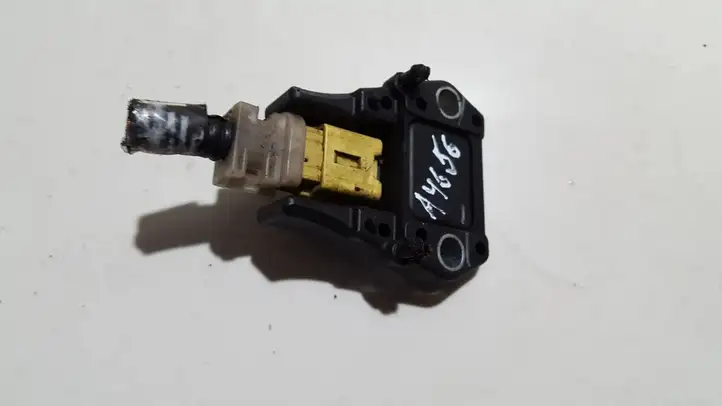 Toyota RAV 4 (XA20) (2000 - 2005) 8917345050 Датчик удара SRS — фото 2