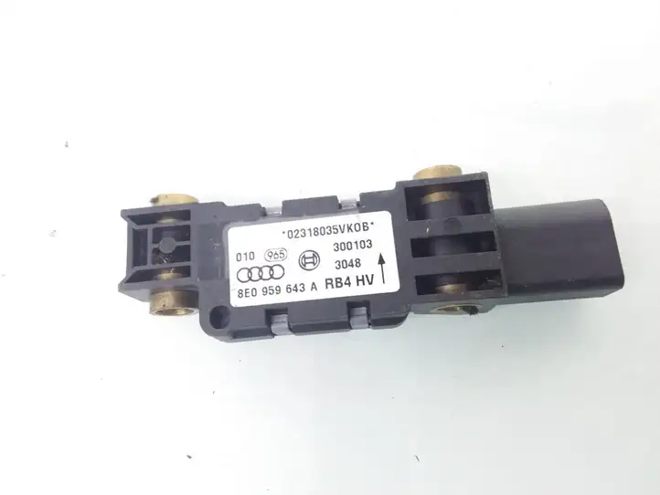 Audi A4 S4 B6 8E 8H (2000 - 2006) 8E0959643A Датчик удара SRS — фото 1