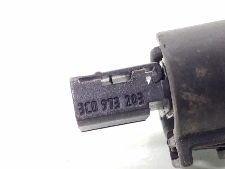 Volkswagen PASSAT B6 (2005 - 2010) 3C0973203 Прочая электропроводка — фото 2