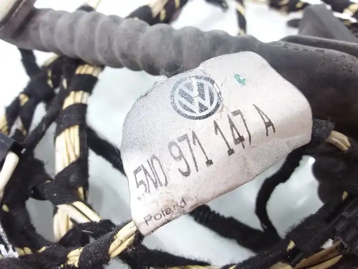 Volkswagen Tiguan (2007 - 2011) 5N0971147A Жгут проводов крышки багажника — фото 2
