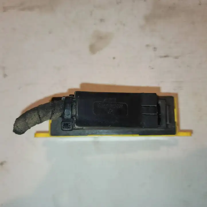 Mercedes-Benz Vito Viano W638 (1996 - 2003)  0008206226 Блок управления сиденьем