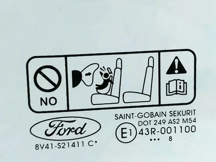 Ford Kuga I (2008 - 2012) 8V41S21411C Стекло передней двери — фото 4