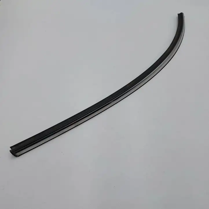Mini One Cooper F56 F55 (2012 - 2022) Облицовка заднего бокового стекла — фото 1