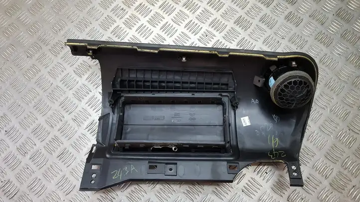 Nissan Note (E11) (2006 - 2014) 682109U100 Прочие детали салона — фото 2