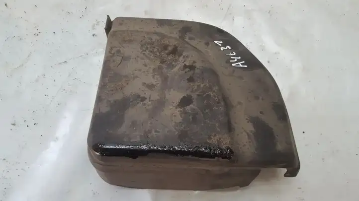 Peugeot 307 (2001 - 2005)  9634368380 Ящик предохранителей (комплект)