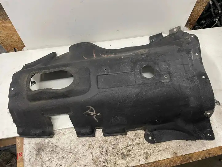 BMW X4 F26 (2014 - 2017)  917505 Другая деталь отсека двигателя