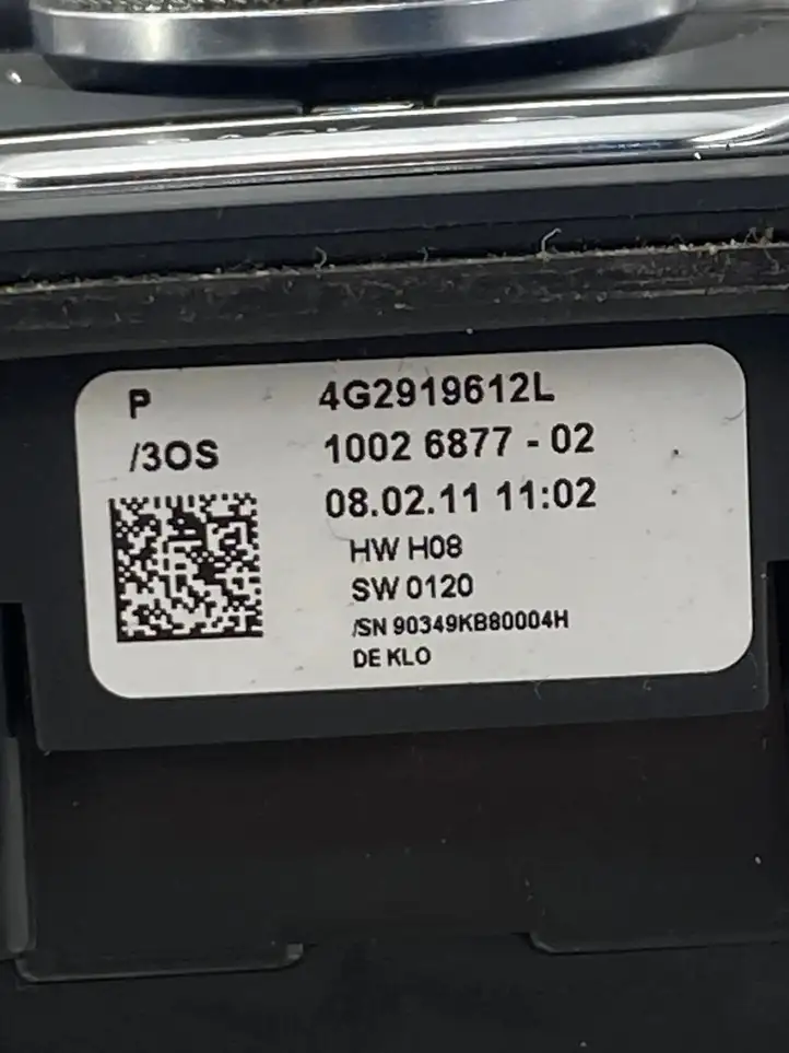 Audi A7 (2010 - 2014)  4G2919612L Центральный пульт управления