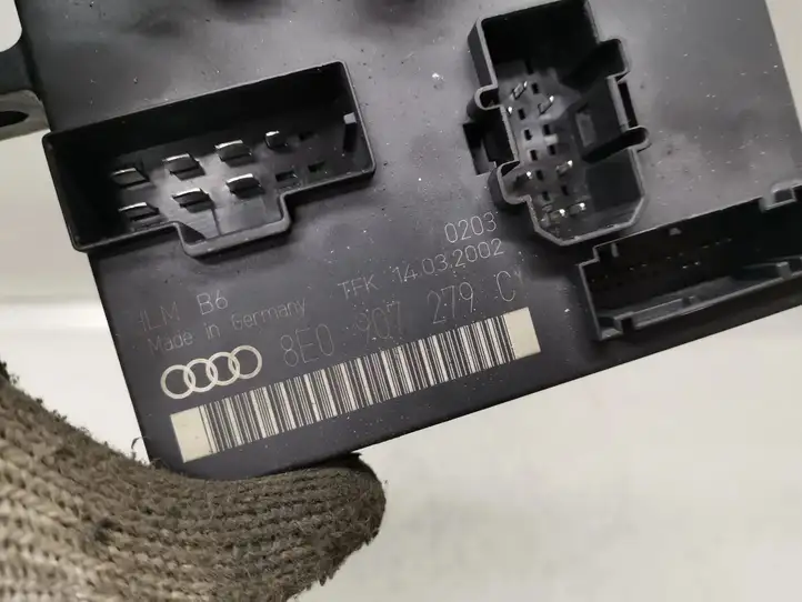 Audi A4 S4 B6 8E 8H (2000 - 2006) 8E0907279C Модуль комфорта — фото 2