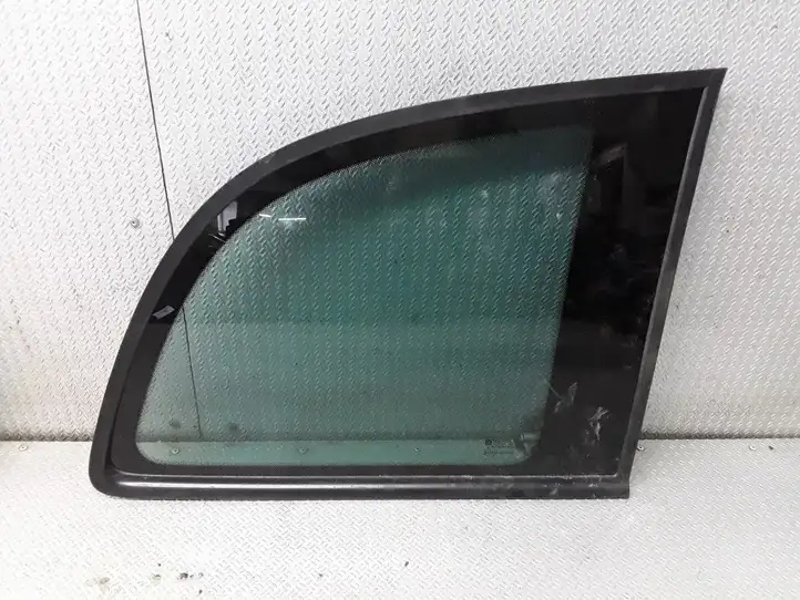 Opel Zafira A (1999 - 2003) Заднее боковое стекло — фото 1