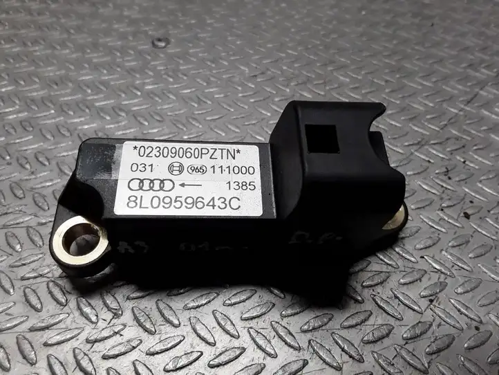 Audi A3/S3 8L (2000 - 2003) 8L0959643C Датчик удара SRS — фото 1