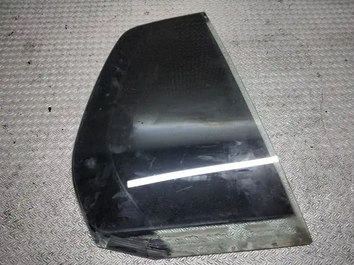 Volkswagen Golf V (2003 - 2009) Форточка двери — фото 1