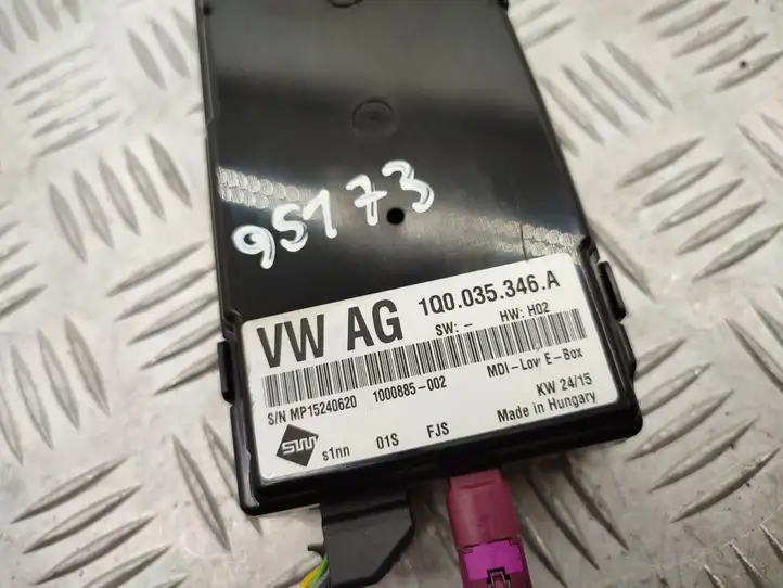 Volkswagen Sharan (2010 - 2015) 1Q0035346A USB модуль — фото 4