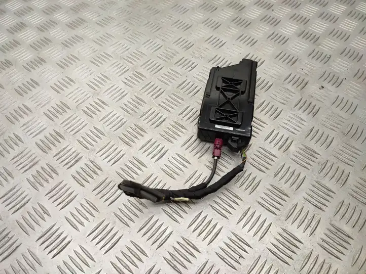 Volkswagen Sharan (2010 - 2015) 1Q0035346A USB модуль — фото 8