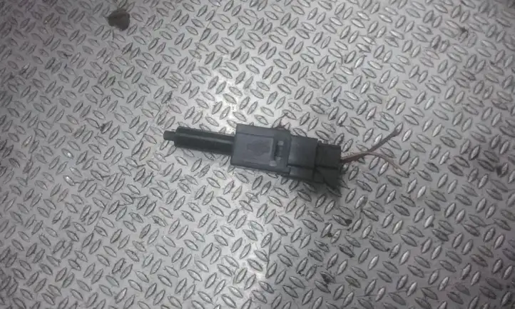 Nissan Almera N16 (2000 - 2010) Датчик педали тормоза — фото 1
