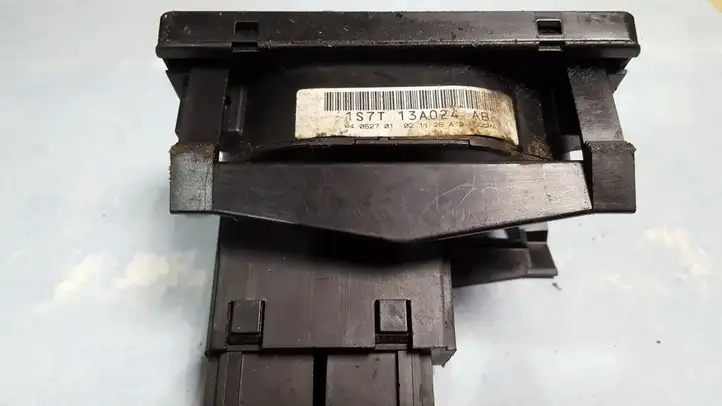 Ford Mondeo Mk III (2000 - 2007) 1s7t13a024ab Включатель фонарей — фото 2