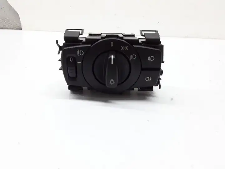 BMW 3 E90 E91 (2005 - 2012) 693279402 Включатель фонарей — фото 1