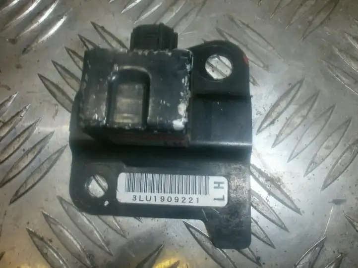 Subaru Legacy (1999 - 2003) 98231AE03A Датчик удара SRS — фото 1