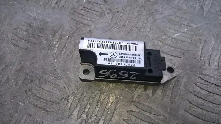 Mercedes-Benz E W210 (1995 - 2002) 0018205626 Датчик удара SRS — фото 1