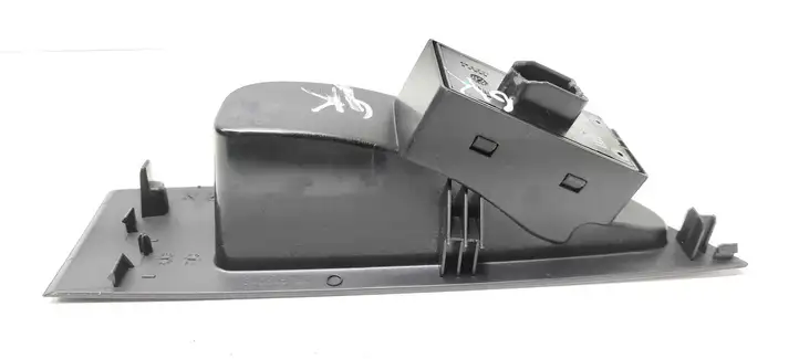 Opel Astra J (2009 - 2012) 13301888 Кнопка стеклоподъемников — фото 2
