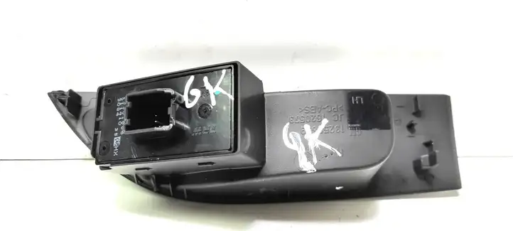 Opel Astra J (2009 - 2012) 13301888 Кнопка стеклоподъемников — фото 3
