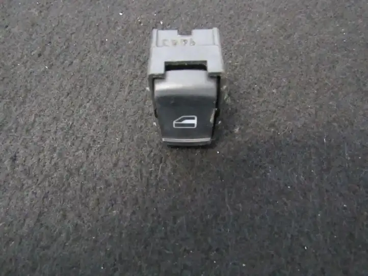 Volkswagen Golf IV (1998 - 2005) 3b0959855b Блок кнопок стеклоподъемников — фото 1