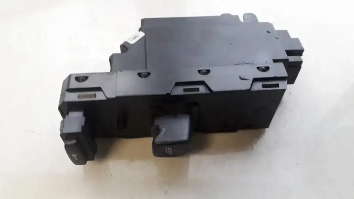 Volvo XC90 (2002 - 2006) 30658695 Кнопка стеклоподъемников — фото 1