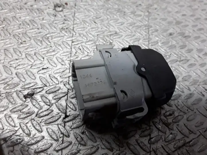 Renault Laguna II (2001 - 2005) 167232A Кнопка стеклоподъемников — фото 2