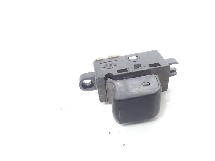 Subaru Forester SH (2008 - 2013) 8929Z Кнопка стеклоподъемников — фото 1