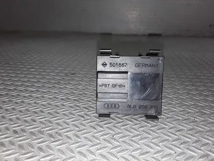 Audi A3/S3 8L (2000 - 2003) 8L0959851 Кнопка стеклоподъемников — фото 2