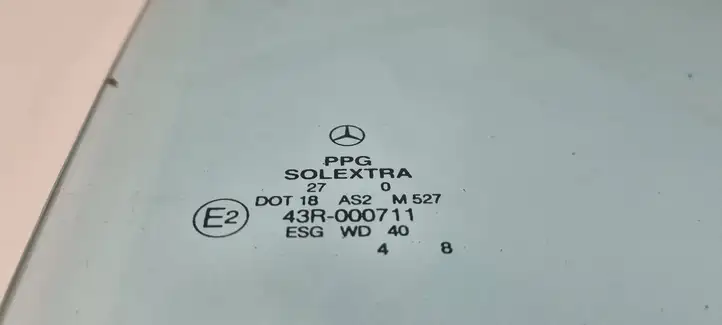 Mercedes-Benz C W203 (2000 - 2007) Стекло задней двери — фото 3