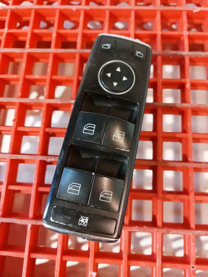 Mercedes-Benz E W212 (2009 - 2016) A2129056000 Кнопка стеклоподъемников — фото 1